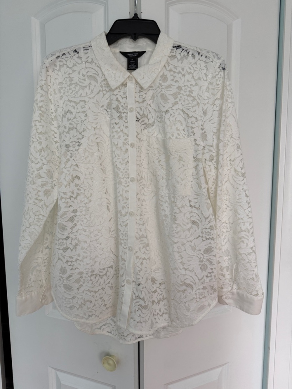 Simply Vera Vera Wang White Lace Button-Down Shirt - Picture 2 of 8